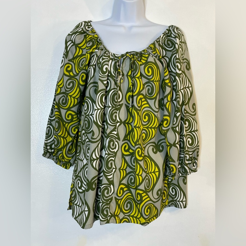 Manuhealii Blouse